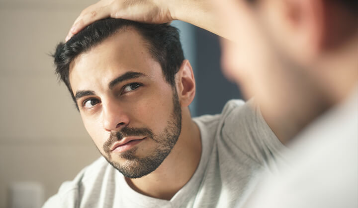 Zu wenig Zink kann Haare schädigen